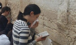 娱乐吃瓜君睡眠,揭秘明星睡眠秘籍，一觉到天亮！